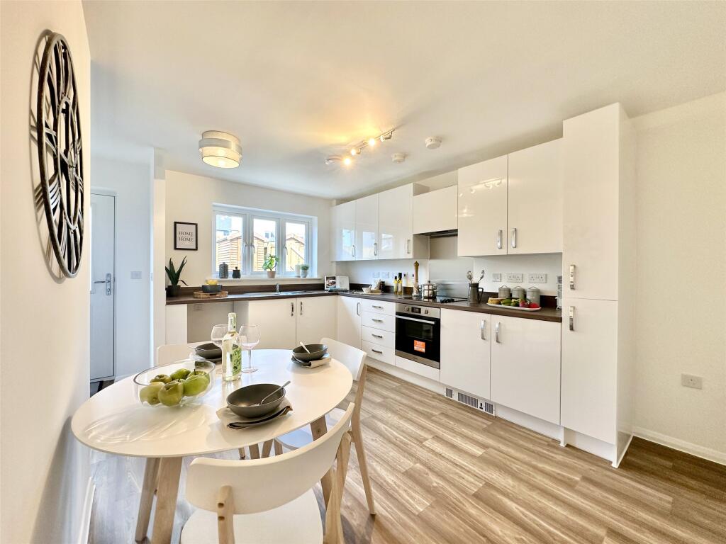 362 Kitchen