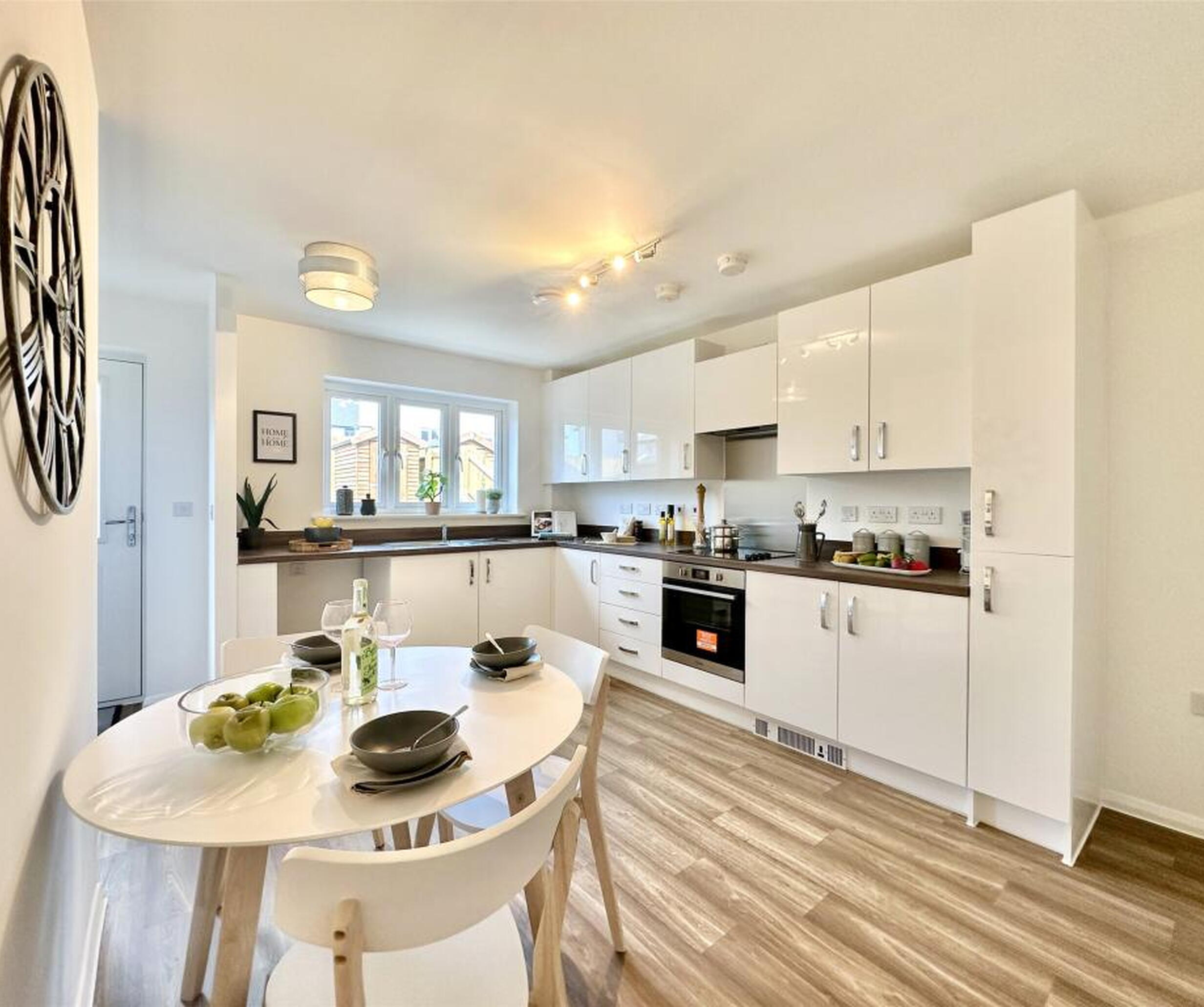 362 Kitchen