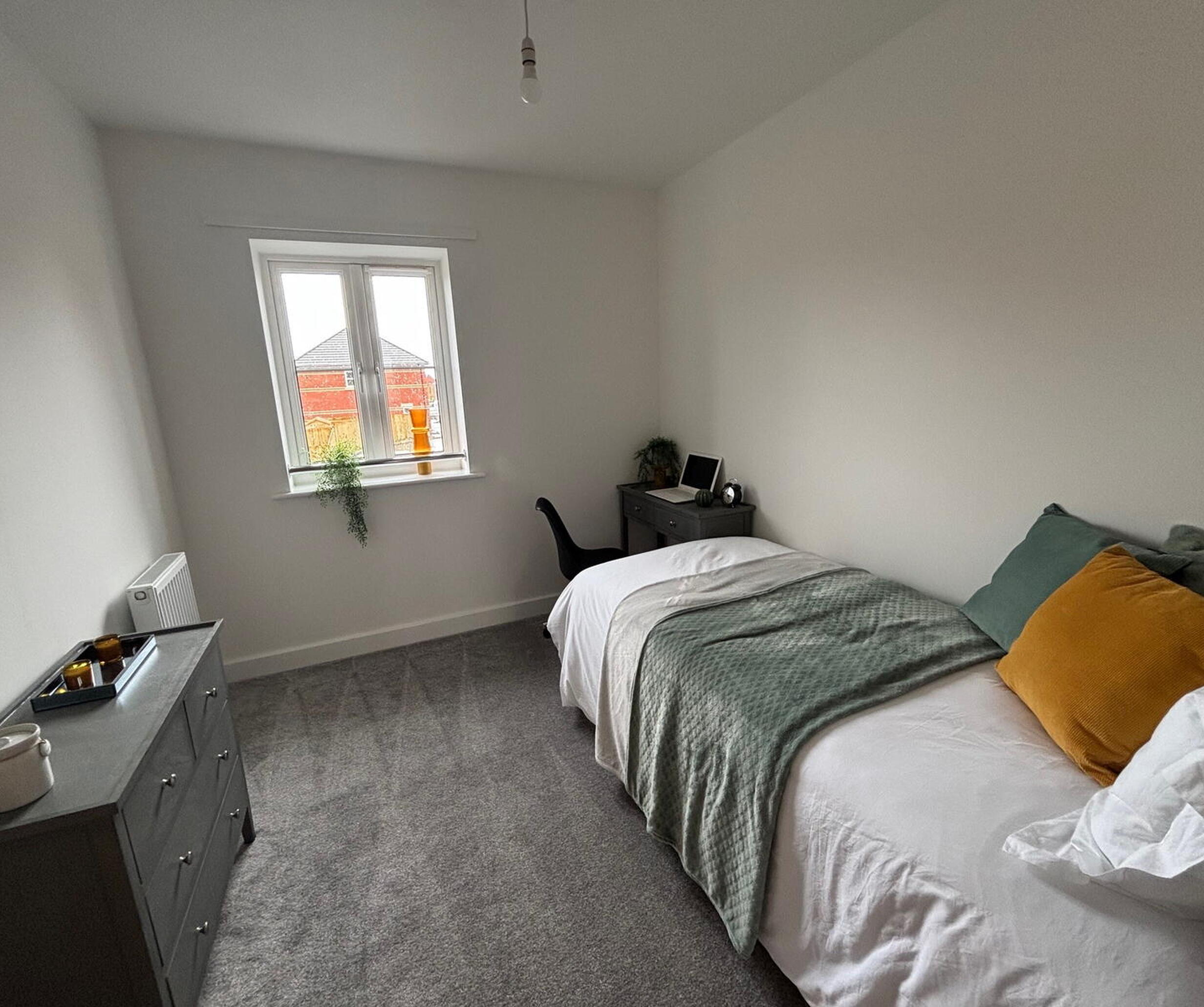 Plot 90 bedroom 3