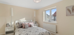 North Fields 3 bed house bedroom
